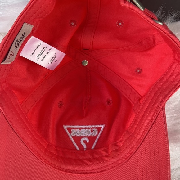 New GUESS Women’s Hat - Picture 5 of 5